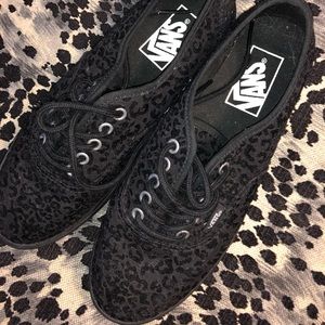 Black Cheetah Print Velvet Vans Lace-up Shoes